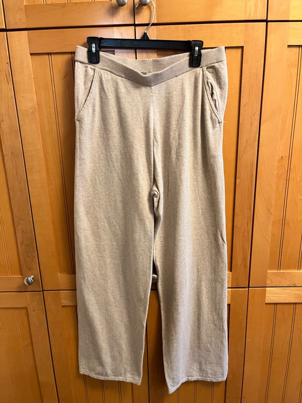 Women’s Garnet Hill Oatmeal/Beige Cozy Knit washable Cashmere Wide-Leg Pants